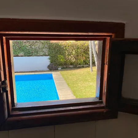 فيلة La Paz *